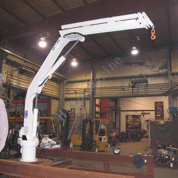 foldable-knuckle-boom-crane-in-workshop